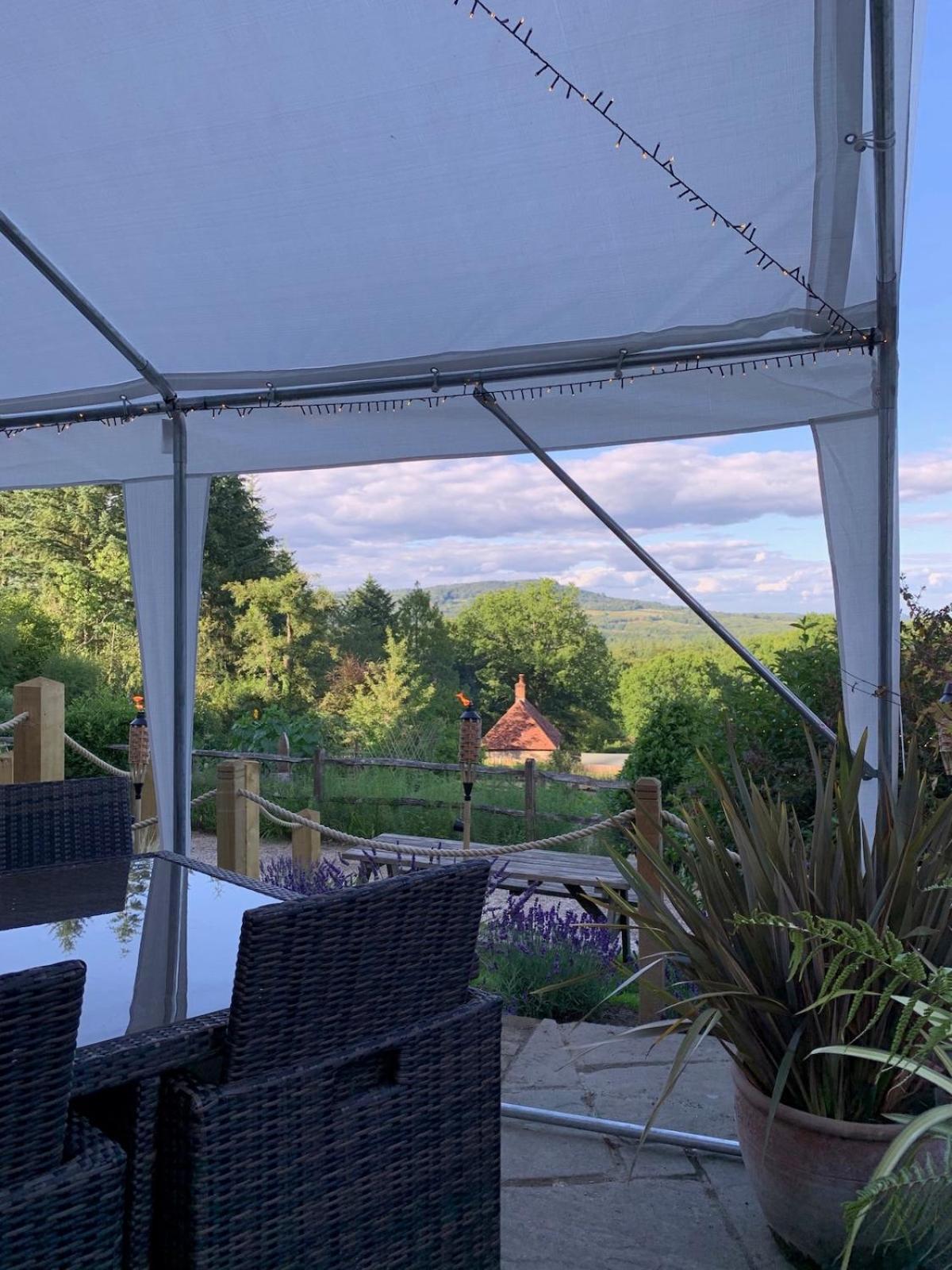 The Tool Shed Nestled In Idyllic Countryside Villa Linchmere Eksteriør bilde